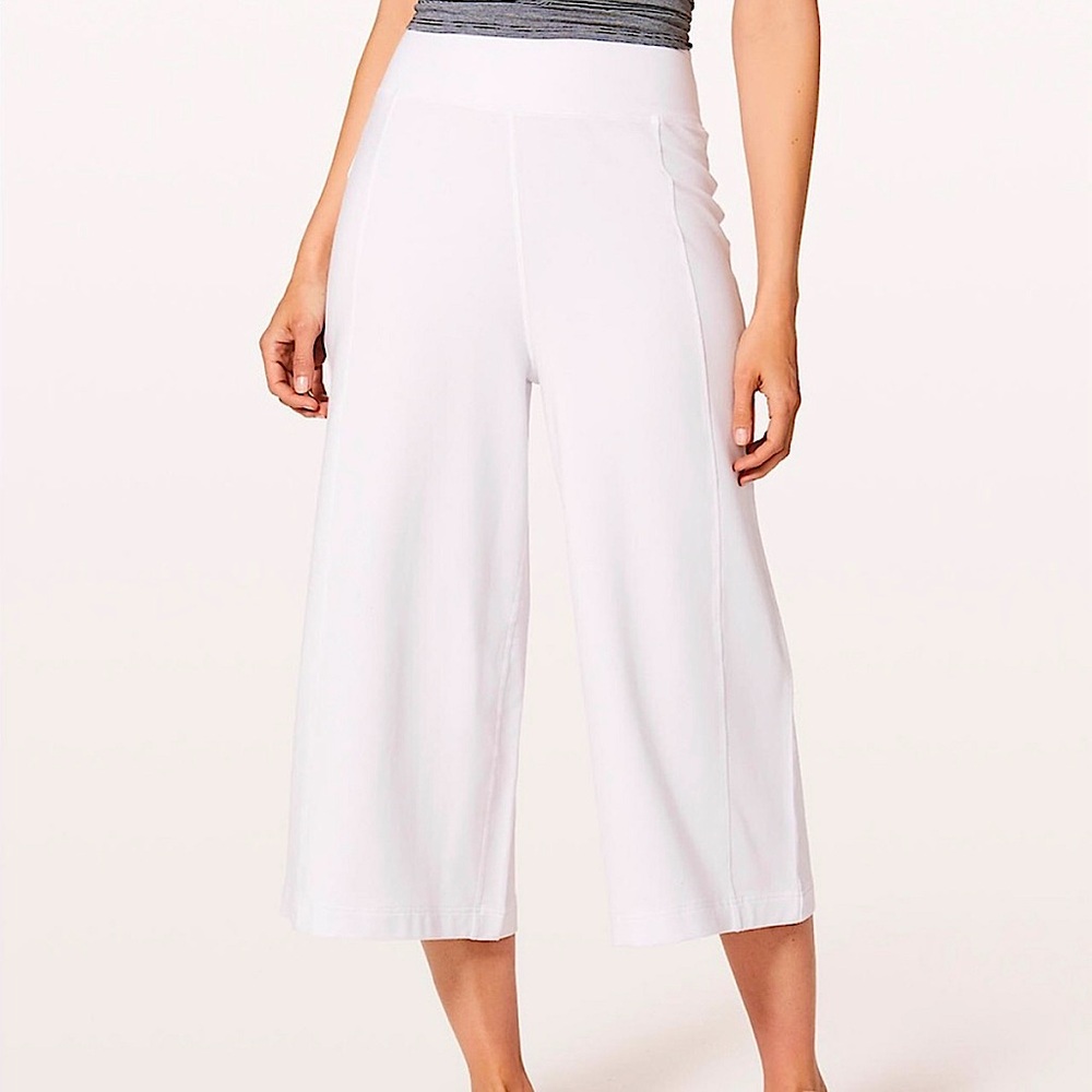 Lululemon Blissed Out Culottes, White, Size 10, NWOT